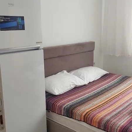 Apartment Koepruebasi Aile