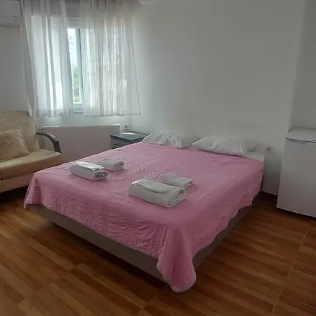 Koepruebasi Aile