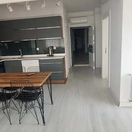 Koepruebasi Aile Apartment *
